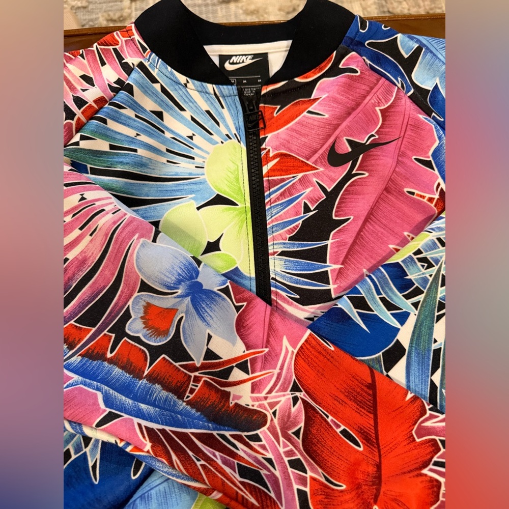 Nike Crop Track Bomber Zip Front Tropical Vibrant Colors Floral Blue Red Size M
